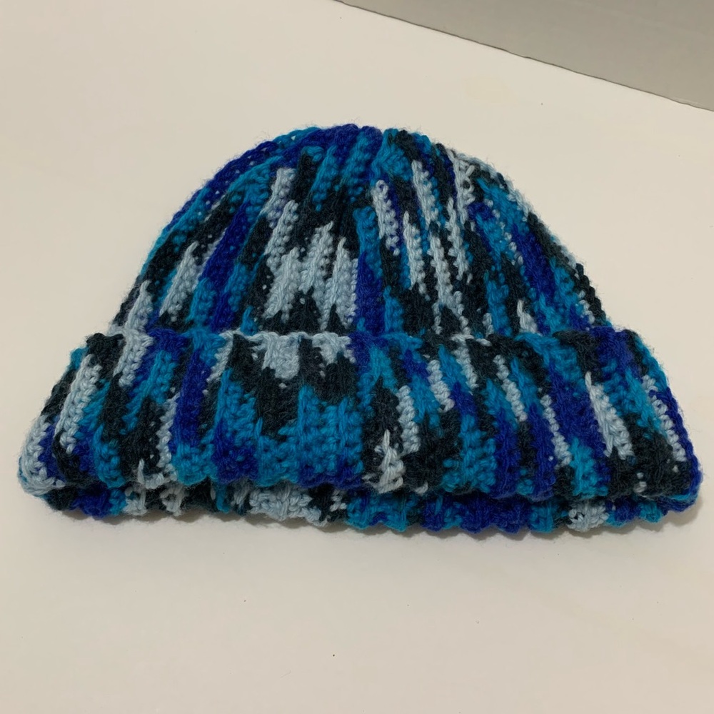 Crochet Hat 20 inches around 🔄 head circumference New Handmade